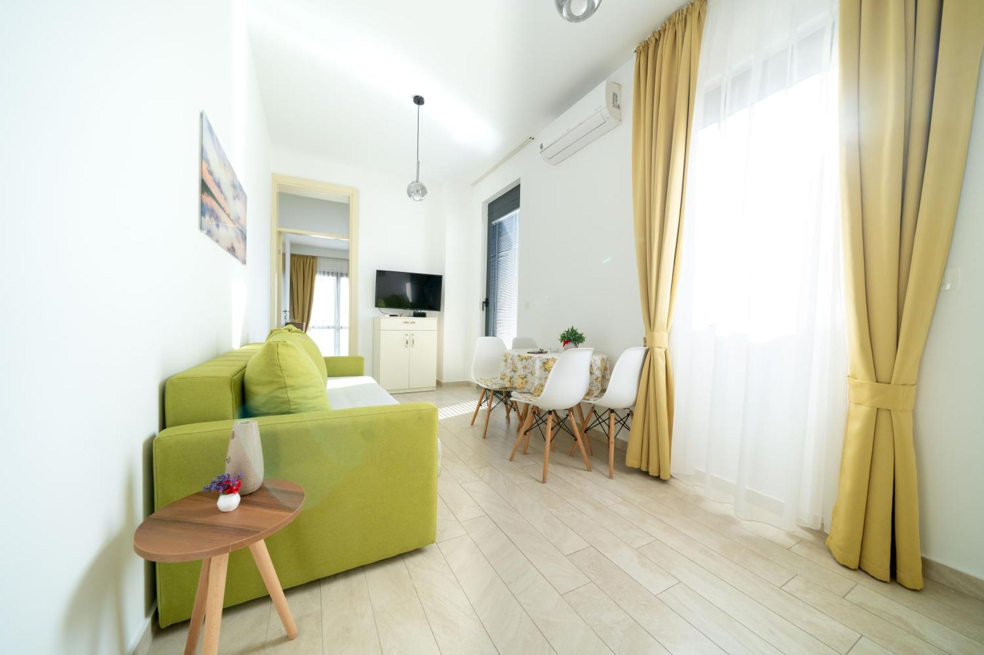 סוטומורה Mariner Apartments מראה חיצוני תמונה